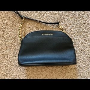 Michael kors crossbody purse